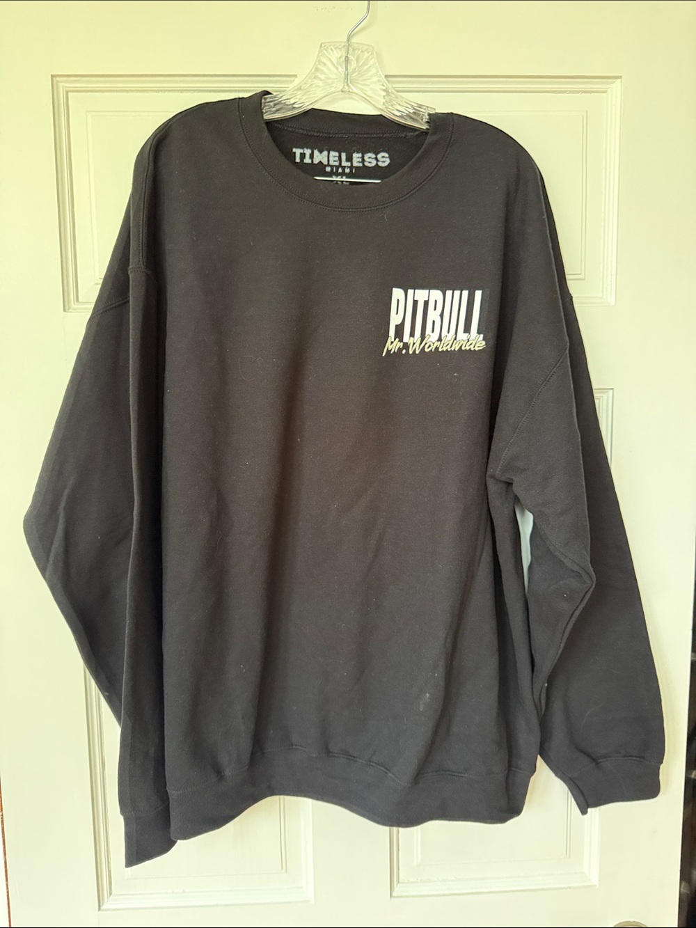 Pitbull concert sweatshirt